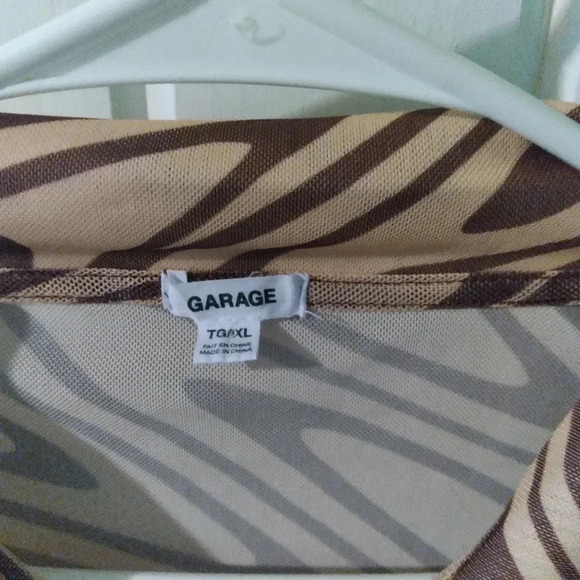 Garage see through mesh cropped top X-large like new - Picture 6 of 7